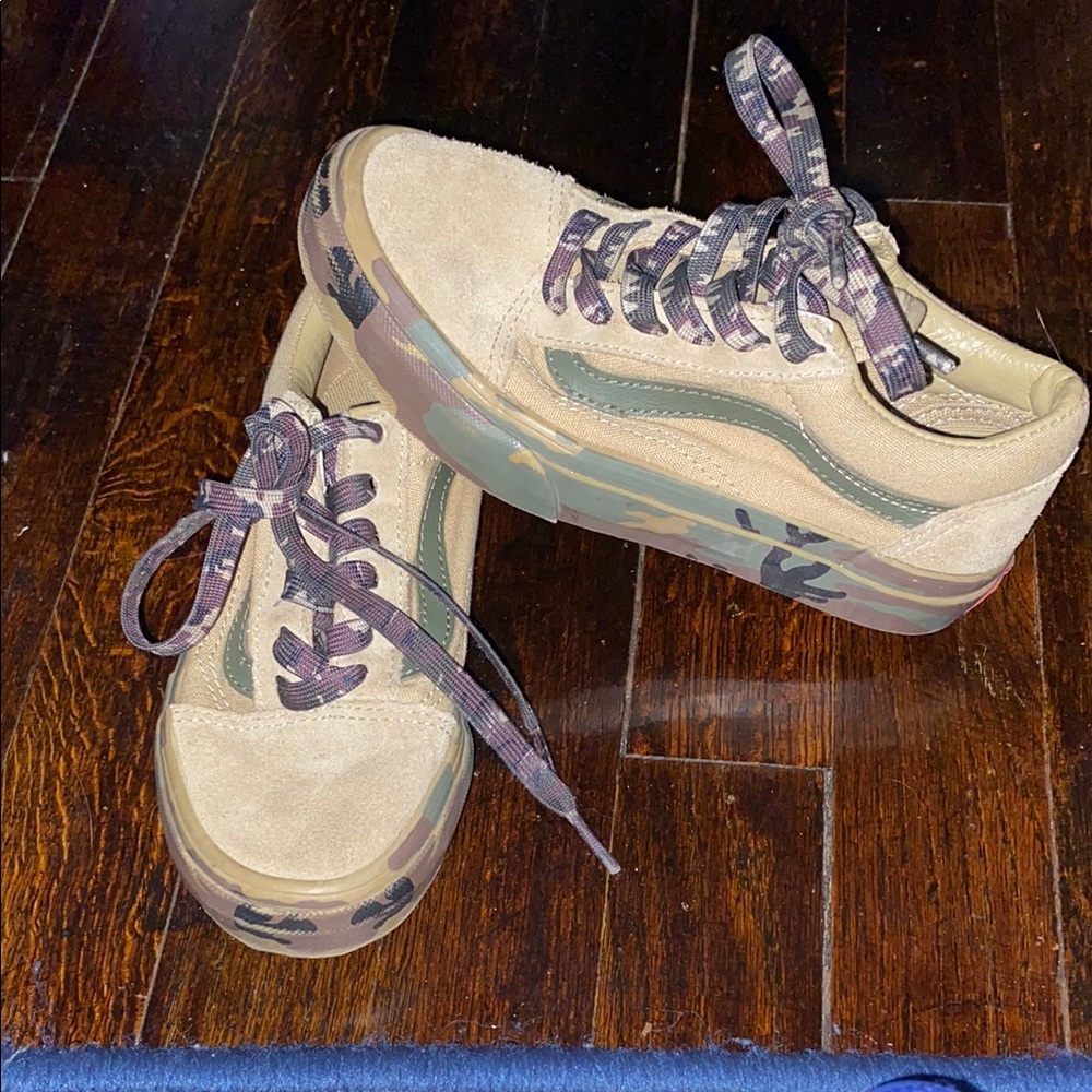 Kids Vans Camo Suede Sneakers